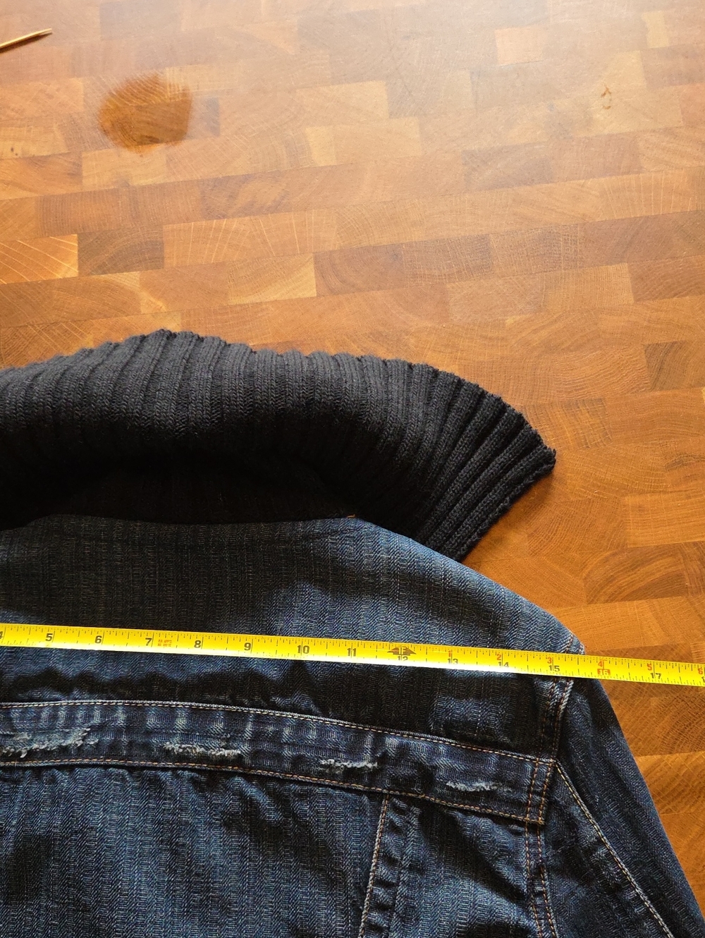 Jean Jacket With Sweater Edging - Picture 12 of 14
